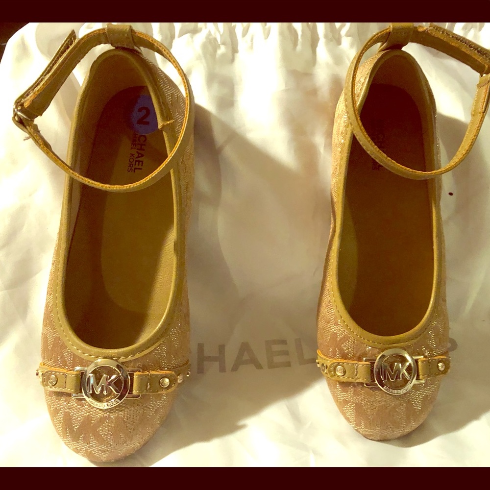 Michael Kors , US size2 Girls Shoes.